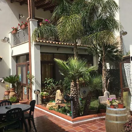 ベッド・アンド・ブレックファスト Baglio Cusenza